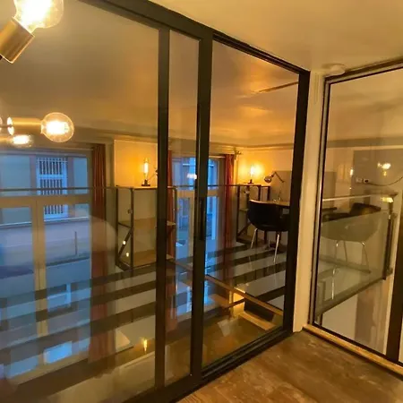 Vaste T2 Duplex Beaux Arts - Renaud Apartment